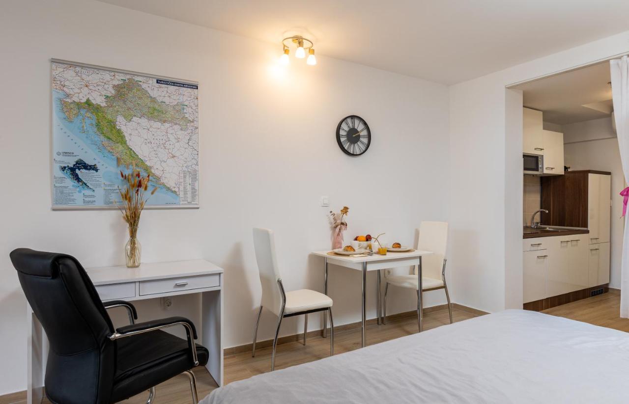 Апартаменти Nomad Dubrovnik + Free Parking Екстер'єр фото